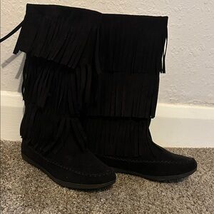 Women's Black Fringe Knee-High Boots - Classic Suede Look